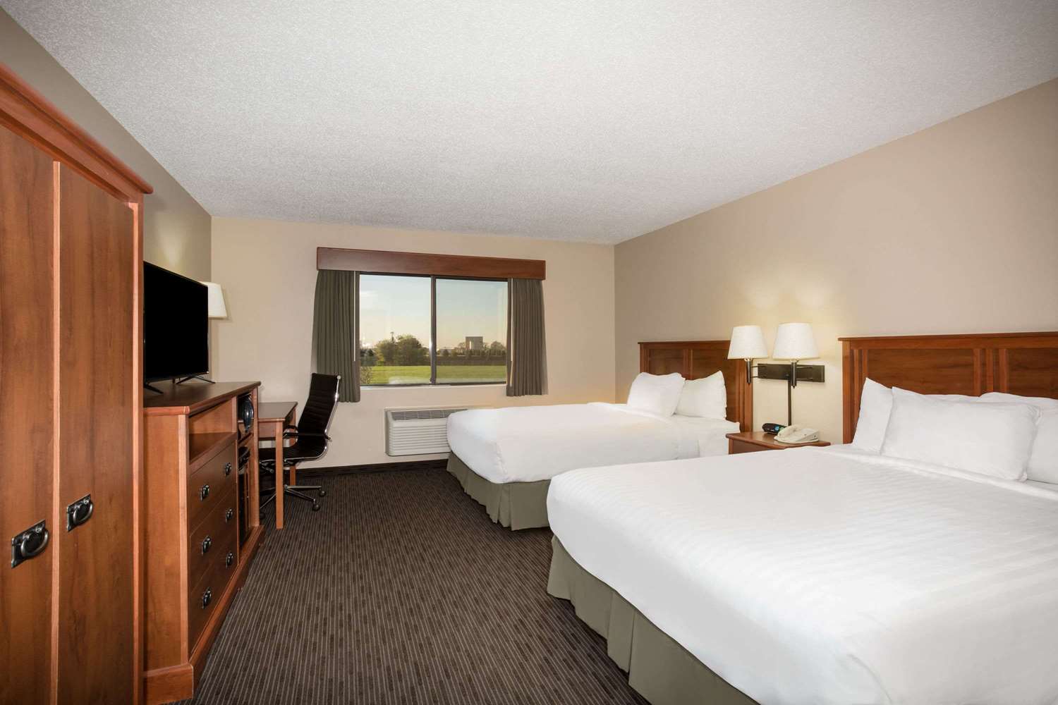 AmericInn Lodge & Suites Sioux City, IA See Discounts
