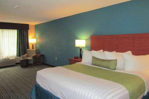  - Econo Lodge Inn & Suites Cedartown