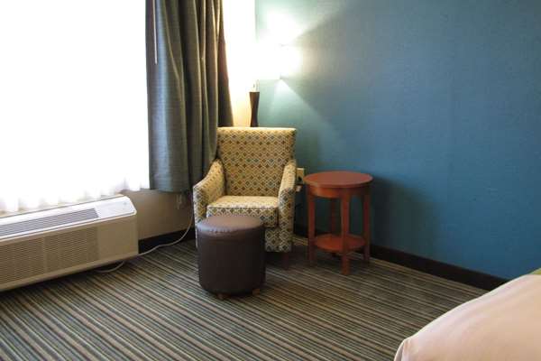  - Econo Lodge Inn & Suites Cedartown