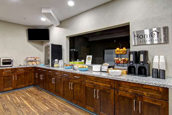 Restaurant - Home Inn Express Medicine Hat