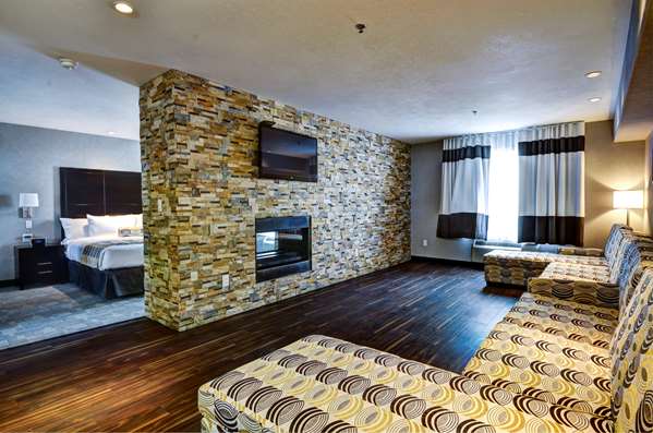 Exterior view - Home Inn & Suites Swift Current