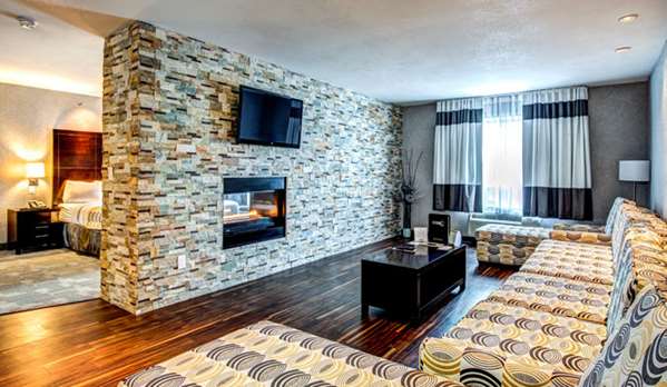 Suite - Home Inn & Suites Yorktown