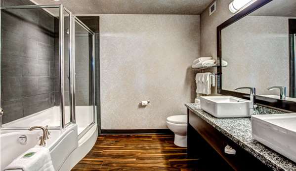 Suite - Home Inn & Suites Yorktown