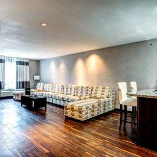 Suite - Home Inn & Suites Yorktown