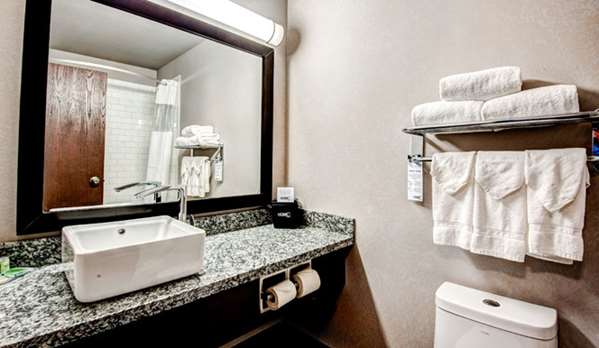  - Home Inn & Suites Yorktown
