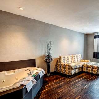  - Home Inn & Suites Yorktown