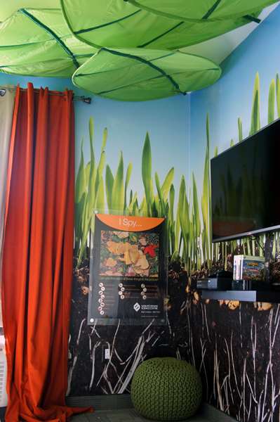  - Home Inn & Suites Airport Regina