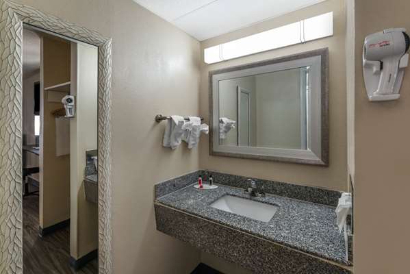  - Days Inn Knoxville - I-75, Exit 110