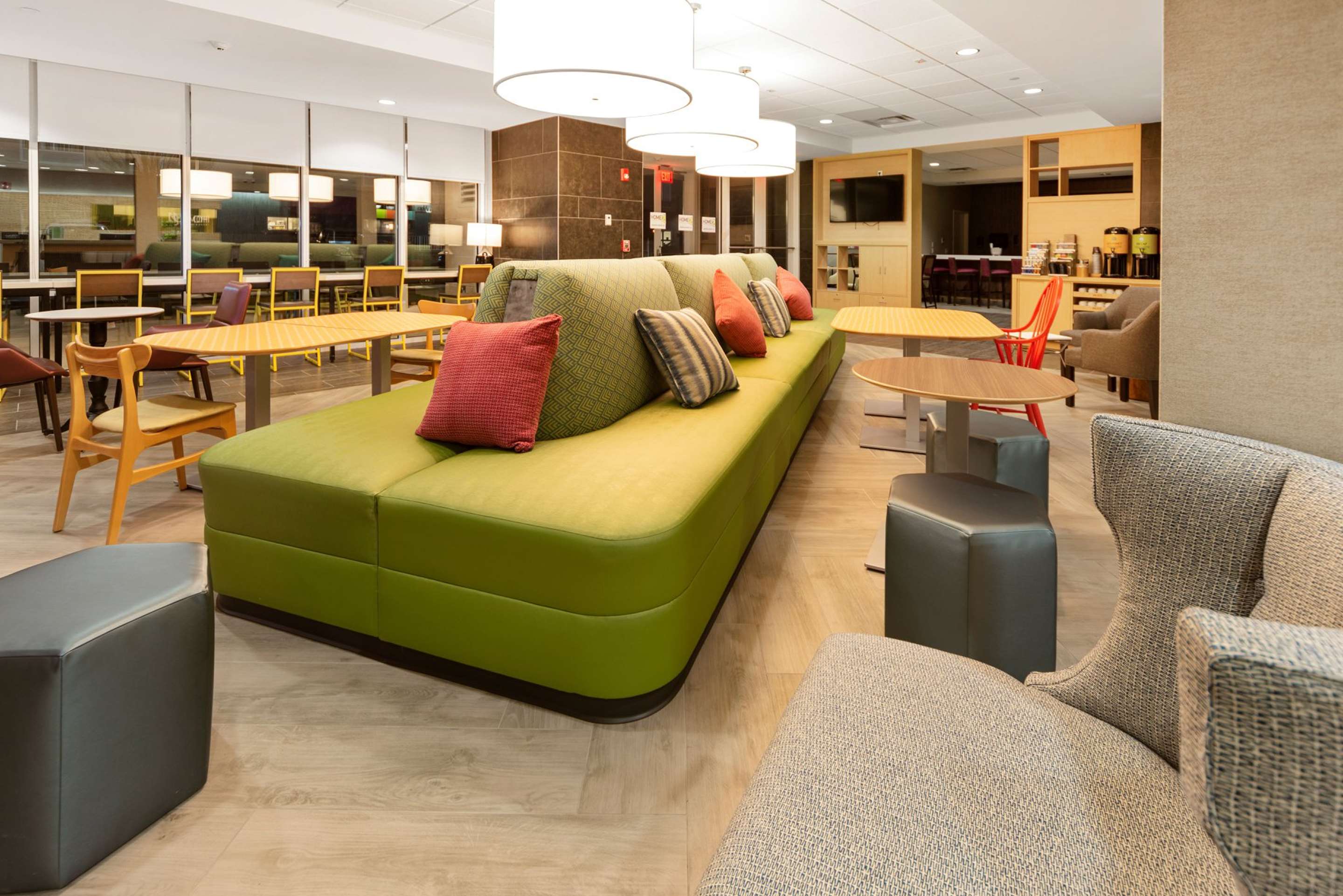 Lobby | Home2 Suites by Hilton Newark Airport