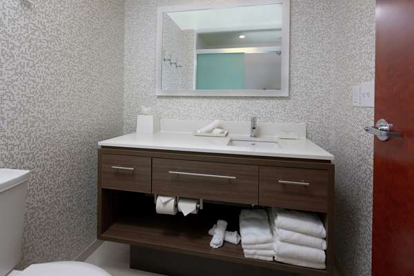  - Home2 Suites by Hilton Duncan - I-85, Exit 63