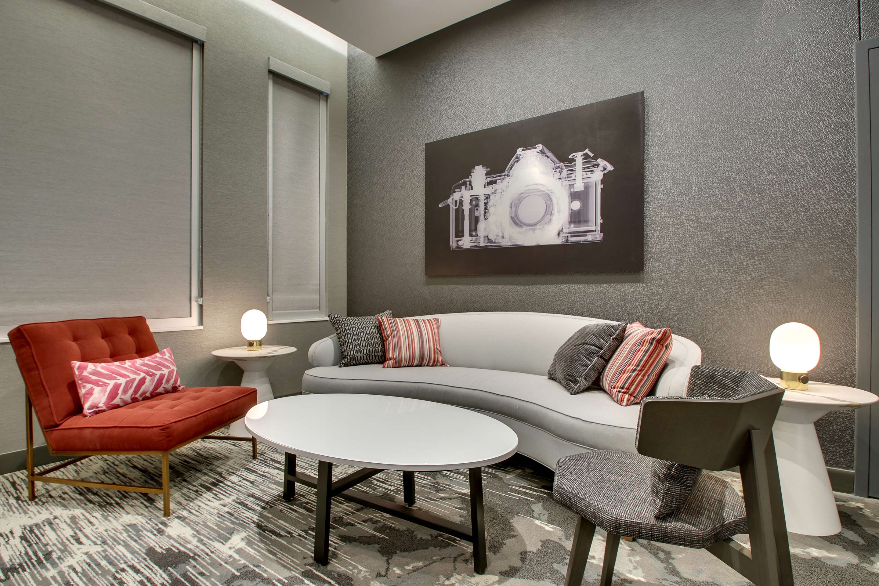 Lobby | The Rose Chicago, Tapestry Collection by Hilton