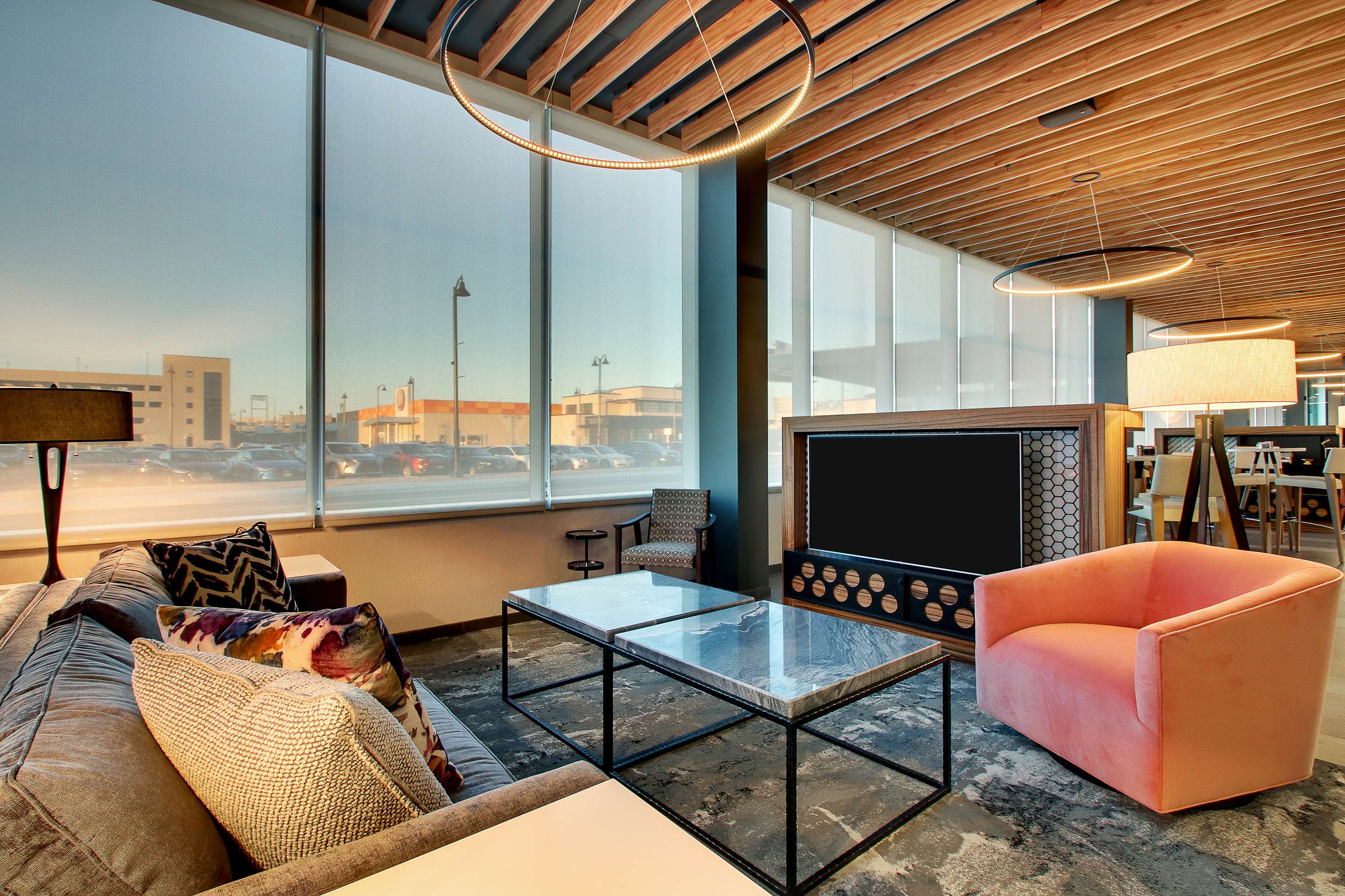 Restaurant | The Rose Chicago, Tapestry Collection by Hilton