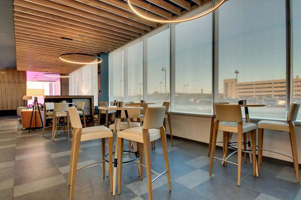 Restaurant - Rose Hotel Rosemont