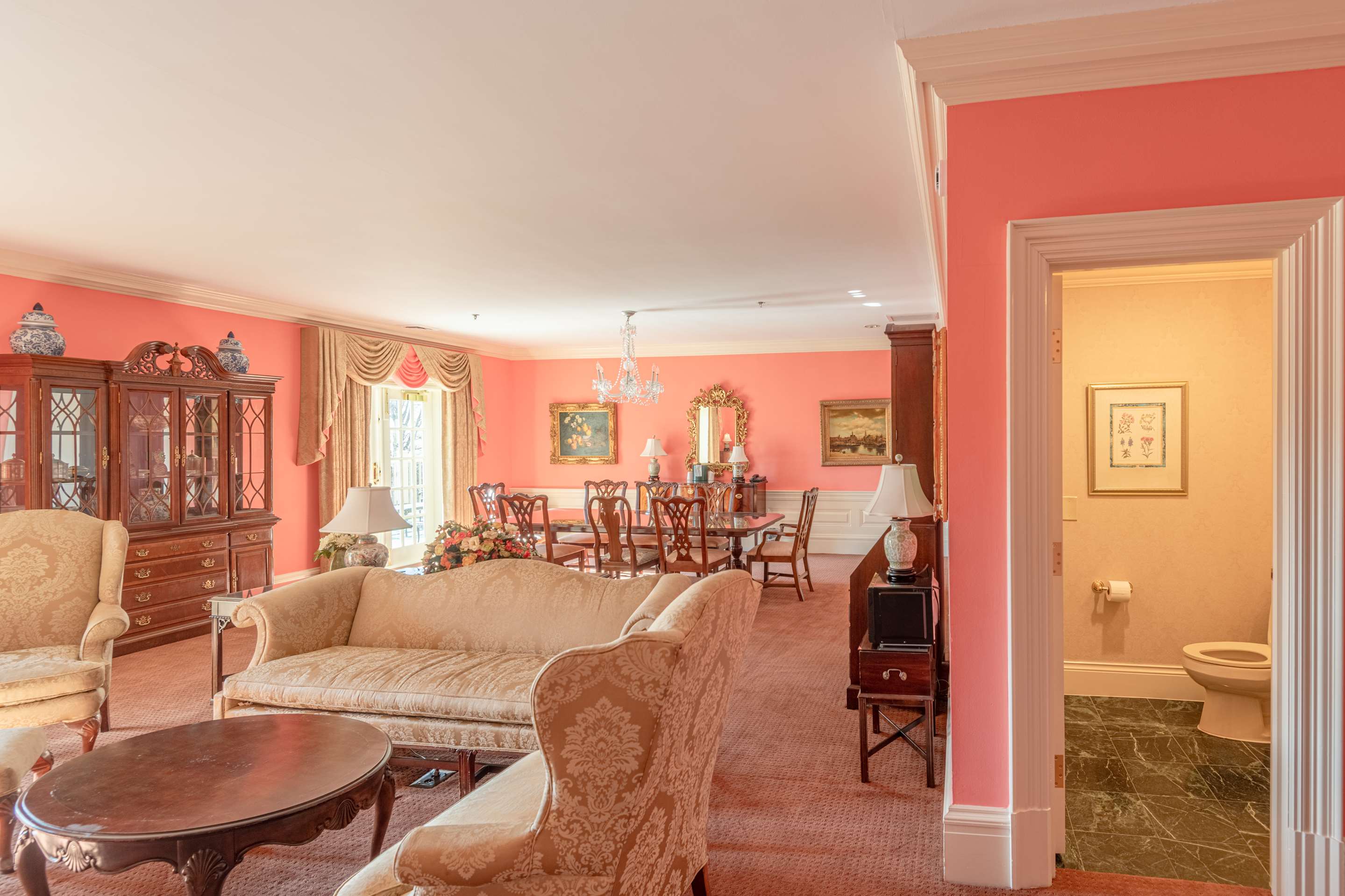 Guest room