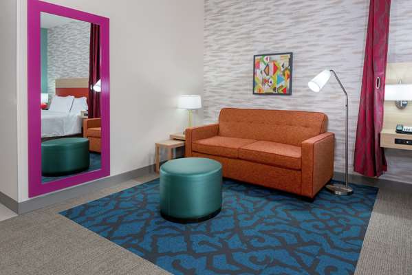  - Home2 Suites by Hilton Orlando Universal - I-4, Exit 75B