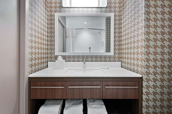  - Home2 Suites by Hilton Orlando Universal - I-4, Exit 75B