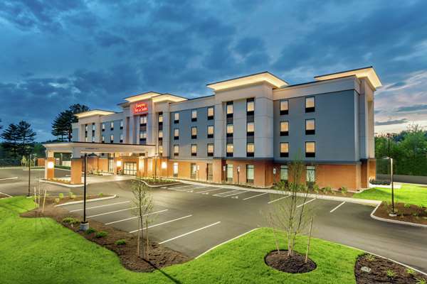 Exterior view - Hampton Inn & Suites Kittery