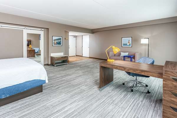  - Hampton Inn & Suites Kittery
