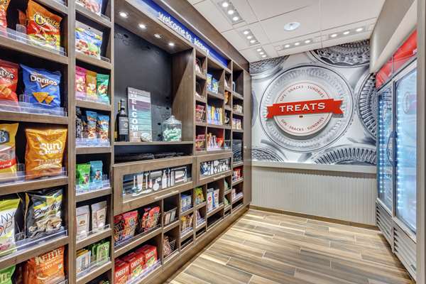 Restaurant - Hampton Inn & Suites Kittery