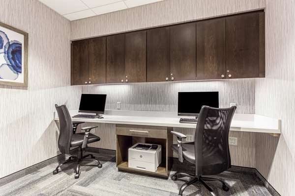 Conference Area - Hampton Inn & Suites Kittery