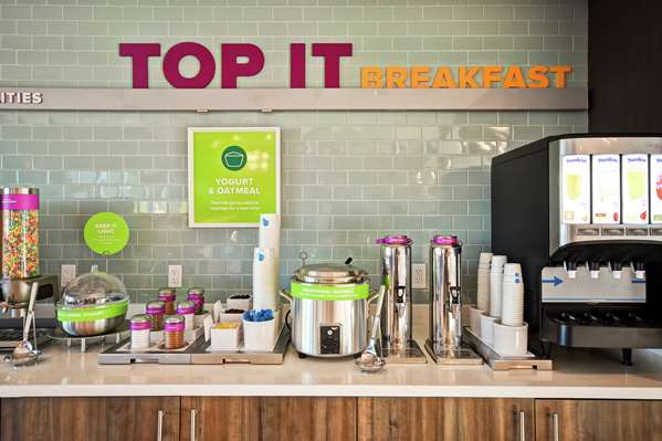 Restaurant - Tru by Hilton Hotel Airport Louisville - I-65, Exit 131B