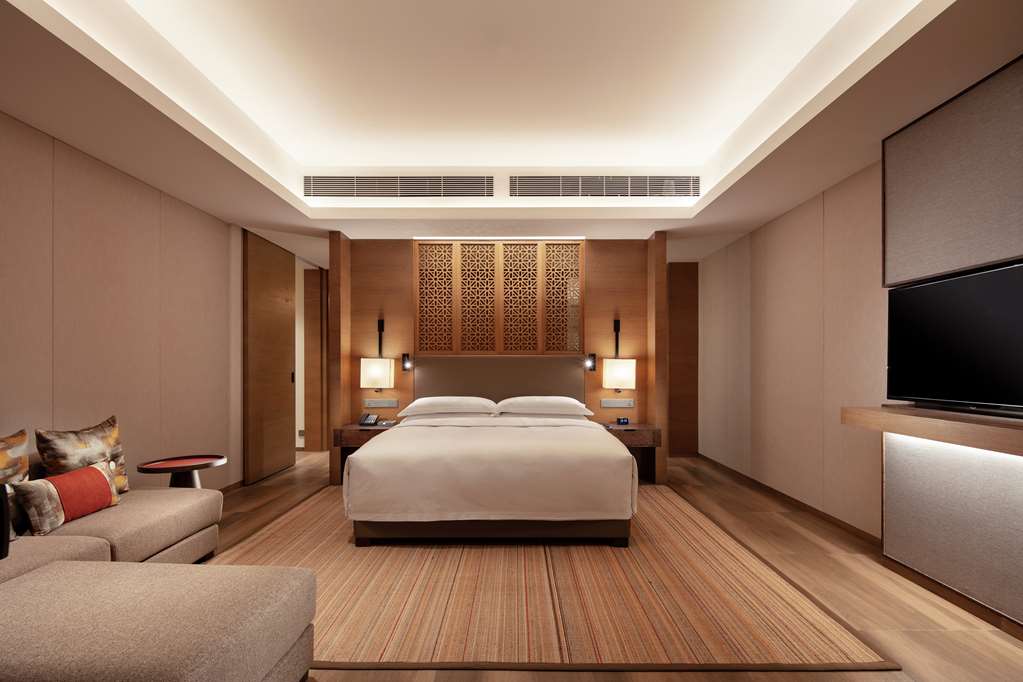 DoubleTree by Hilton Huidong Resort