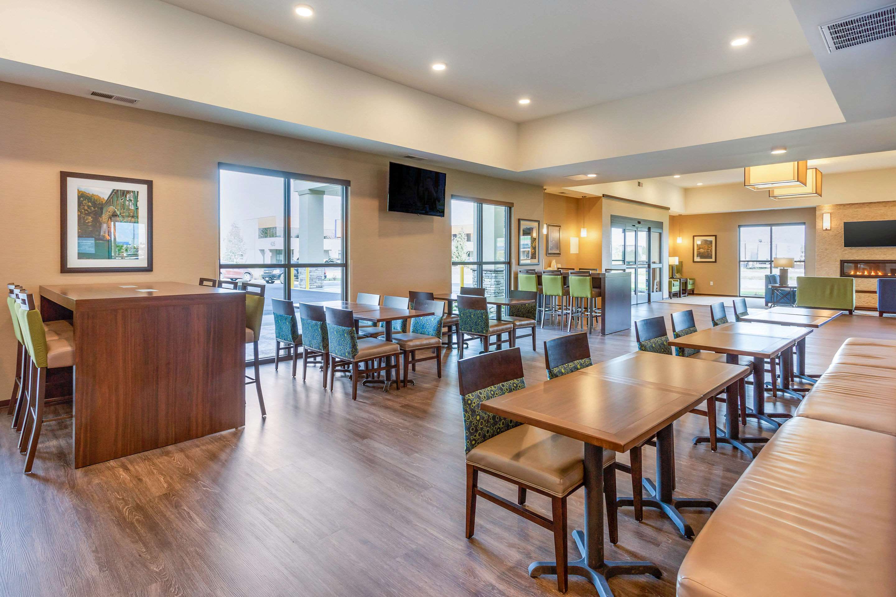 Breakfast area