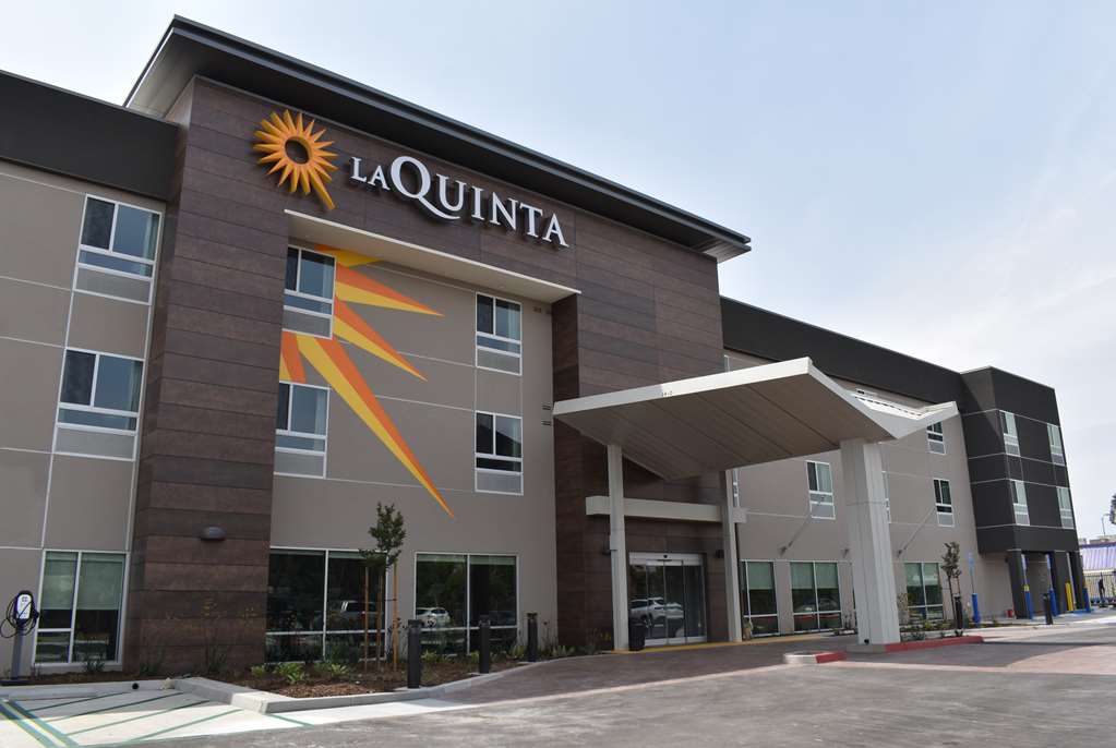 La Quinta Inn & Suites San Bernardino