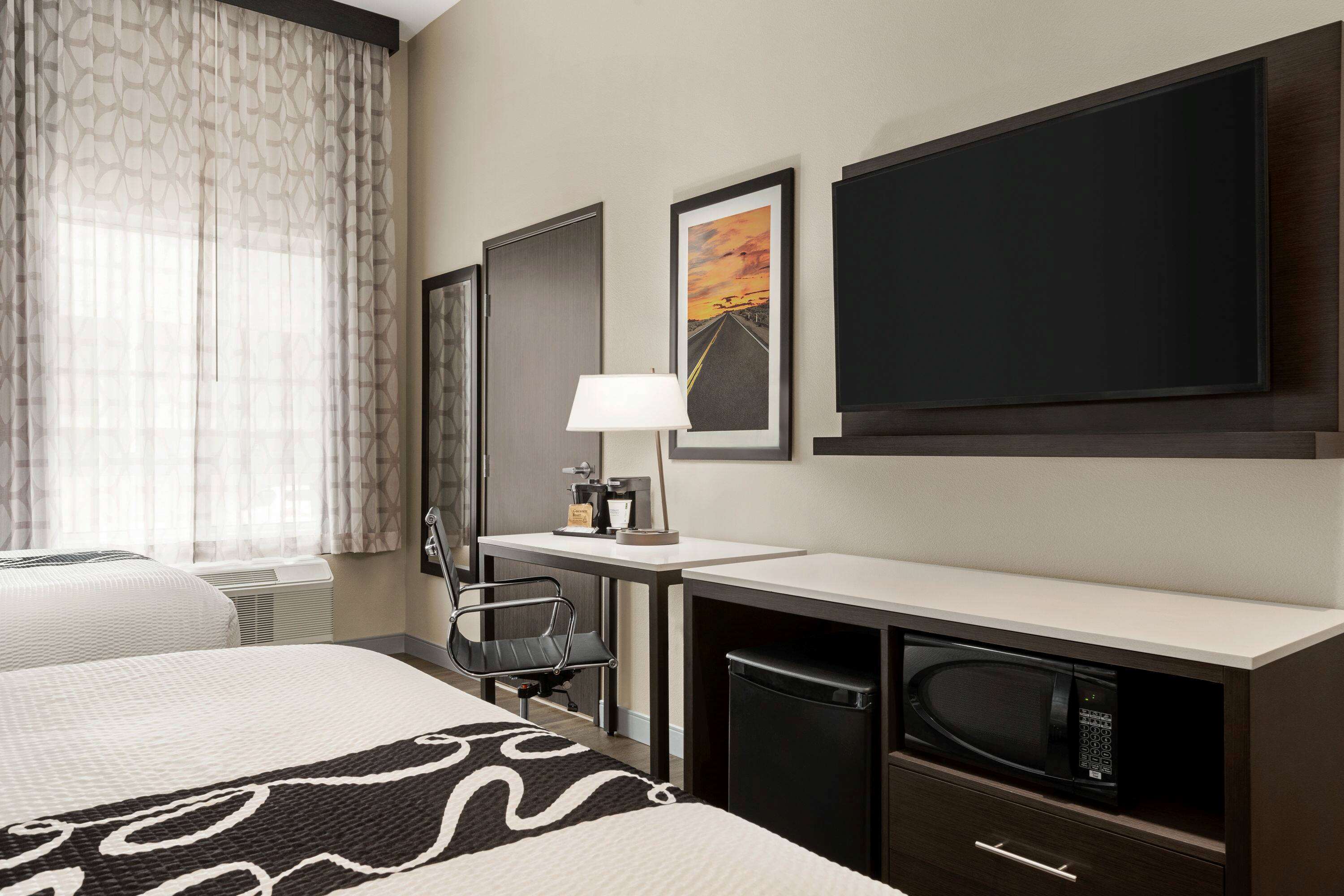 Super 8 San Bernardino – San Bernardino, CA