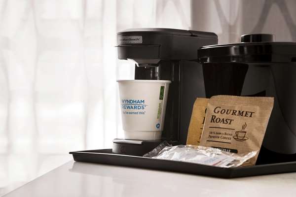  - La Quinta Inn & Suites San Bernardino