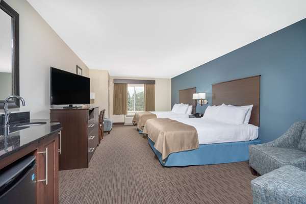 2 Queen Beds, Deluxe Room, Non-Smoking
