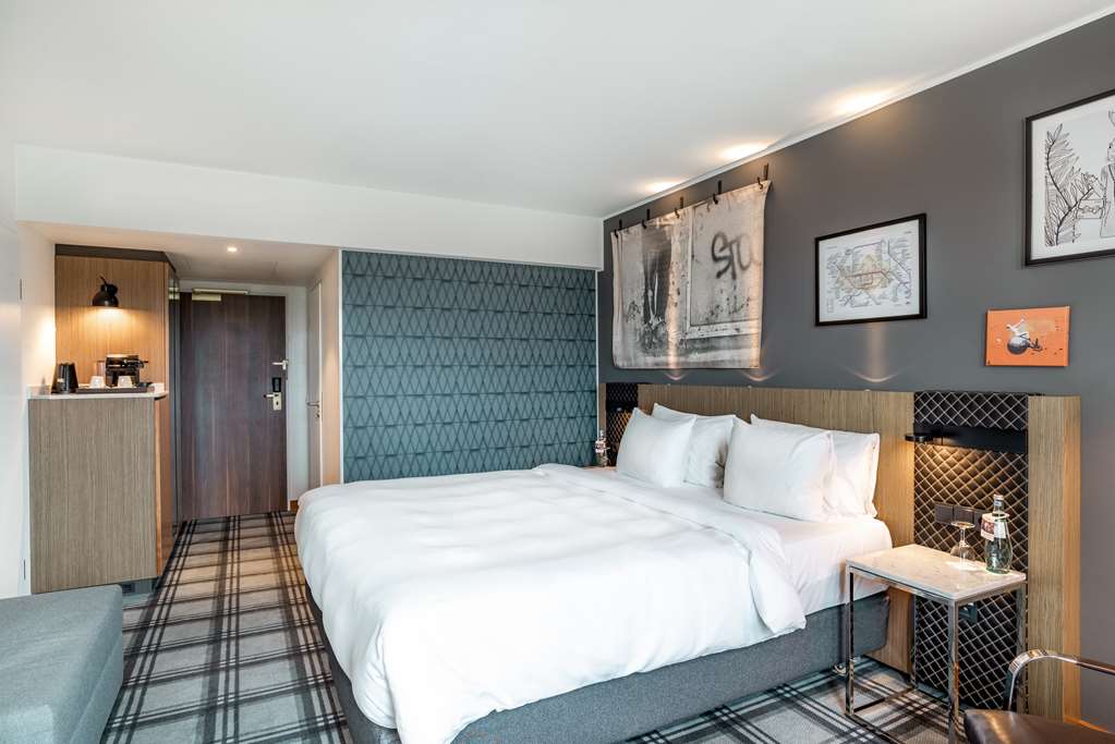 RADISSON BLU KARLSRUHE-guestroom-Guest Room,On-Site.jpg