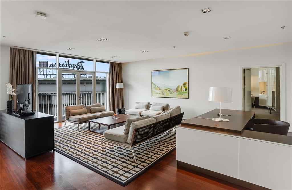 RADISSON BLU KIGALI-guestroom-Guest Room,Suite,On-Site.jpg
