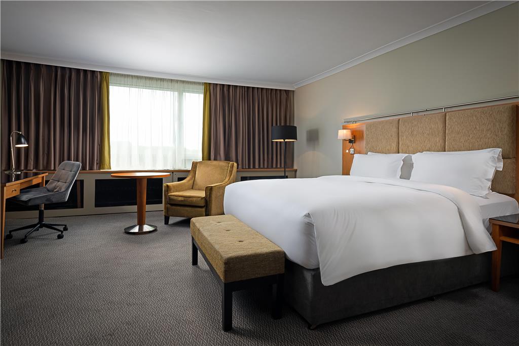 RADISSON BLU HTL&SPA LIMERICK-guestroom-Guest Room,Suite,On-Site.jpg