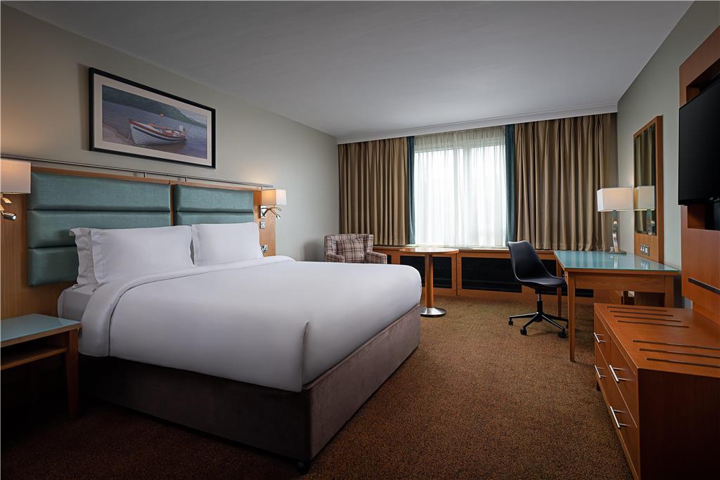 RADISSON BLU HTL&SPA LIMERICK-guestroom-Guest Room,On-Site.jpg