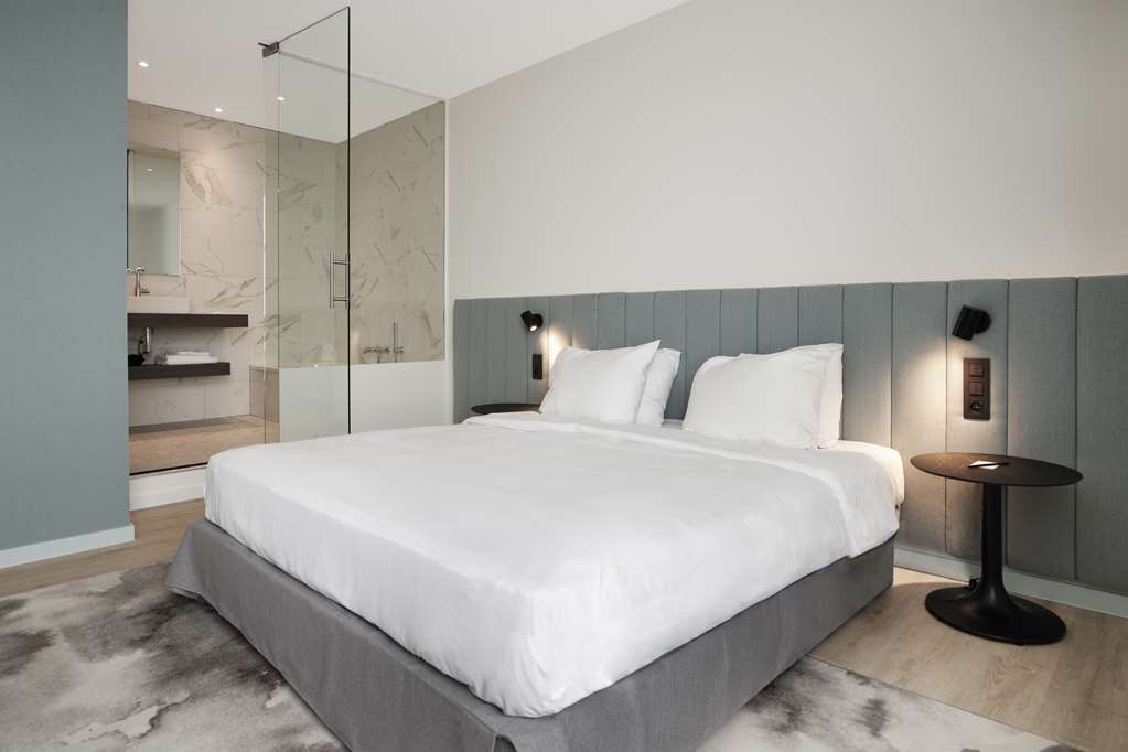 RADISSON BLU HASSELT-guestroom-Guest Room,Suite,On-Site.jpg