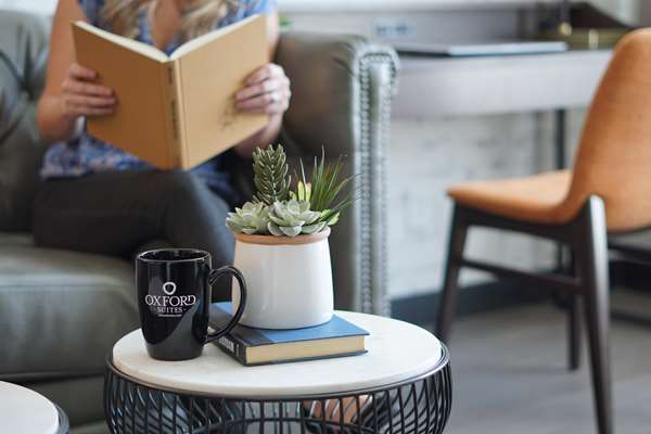  - Oxford Suites Chico