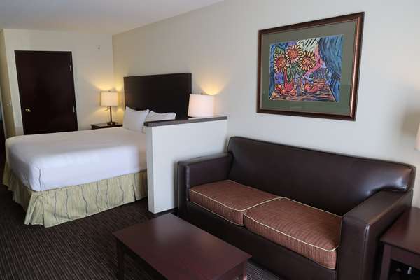  - Oxford Suites Jantzen Beach Portland - I-5, Exit 308
