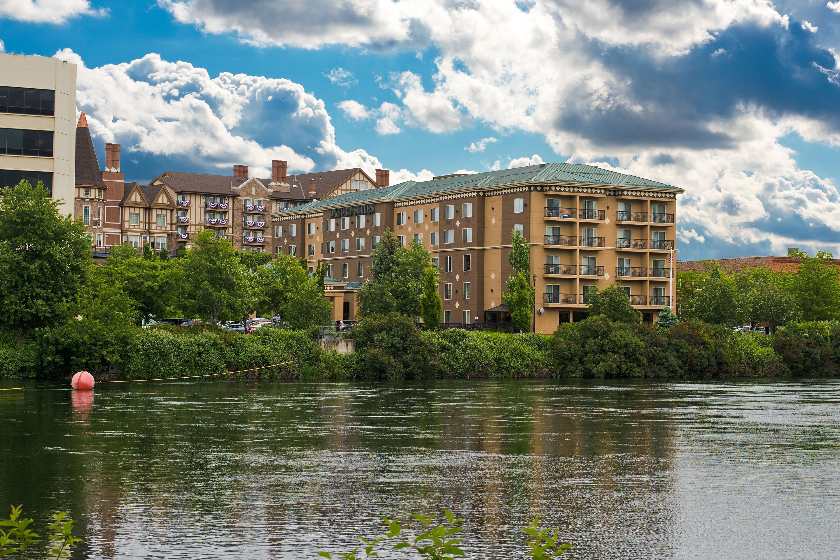 Exterior Water Front | Oxford Suites Downtown Spokane