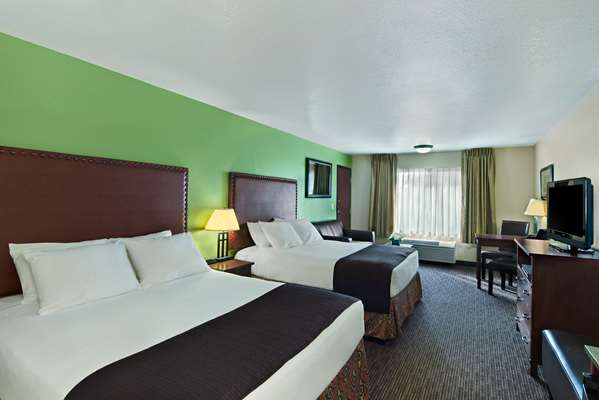  - Oxford Suites Hermiston