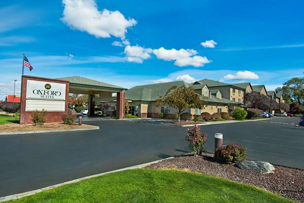 Exterior view - Oxford Suites Hermiston