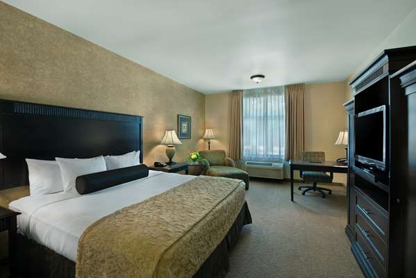  - Oxford Suites Boise - I-84, Exit 50A