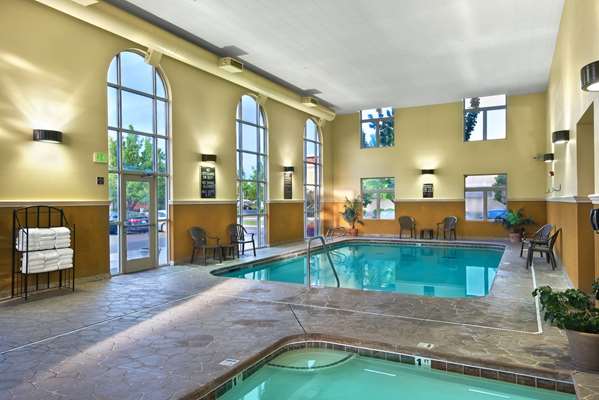 Pool - Oxford Suites Boise - I-84, Exit 50A