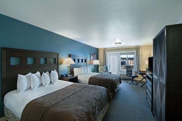  - Oxford Suites Silverdale