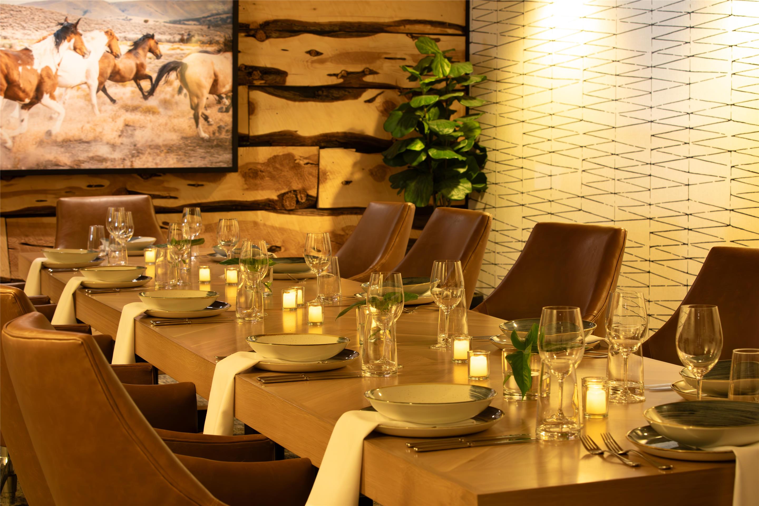 Roam Boardroom
