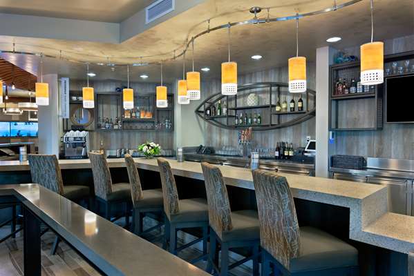 Bar - Oxford Suites Bellingham - I-5, Exit 256