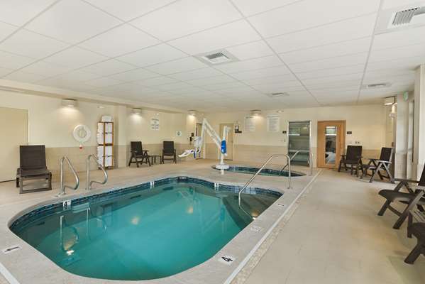 Pool - Oxford Suites Bellingham - I-5, Exit 256