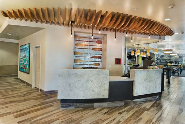  - Oxford Suites Bellingham - I-5, Exit 256