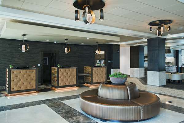  - Oxford Suites Rohnert Park