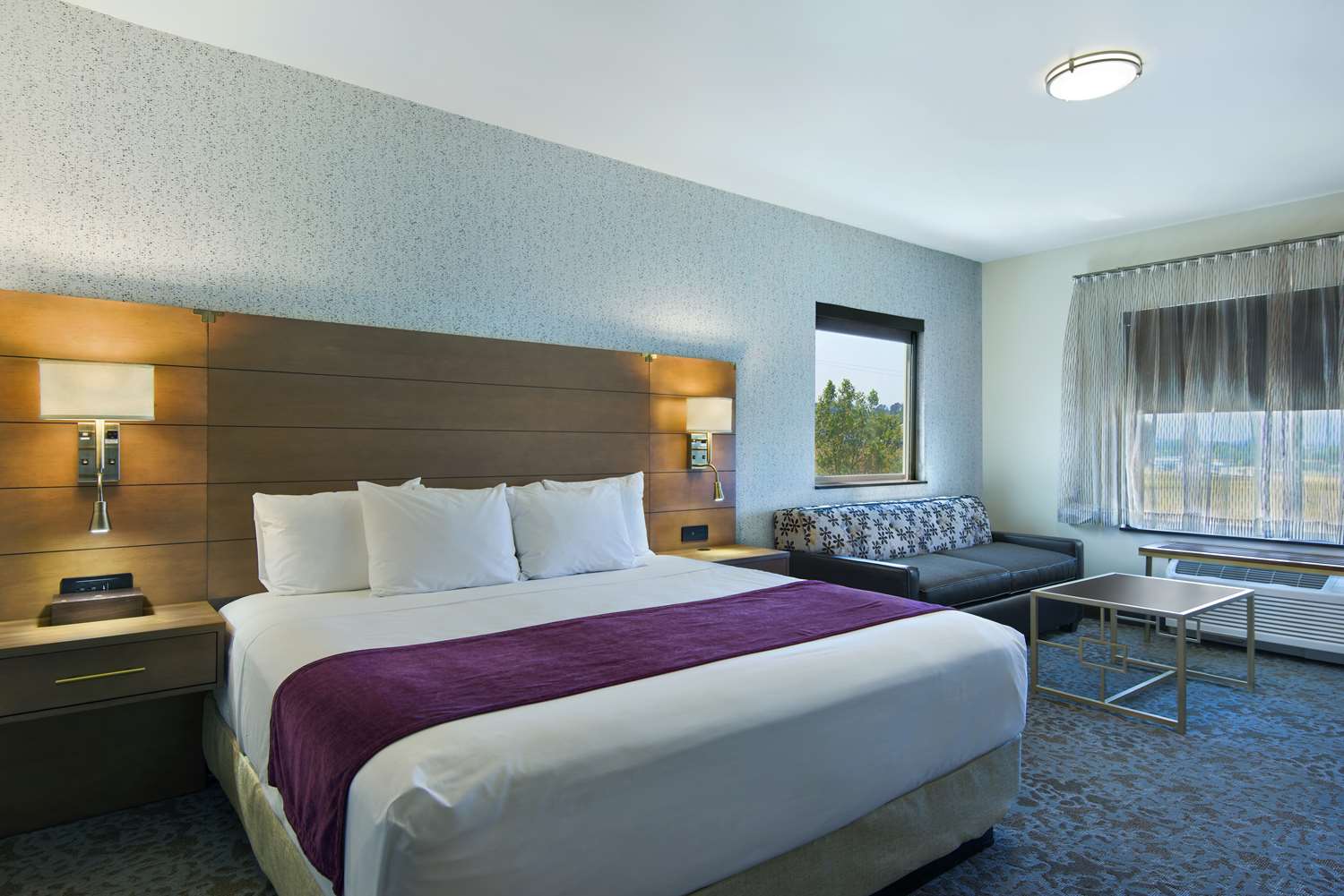 Oxford Suites Rohnert Park, CA See Discounts